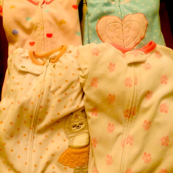 Fleece footie pajamas - Picture 1 of 1